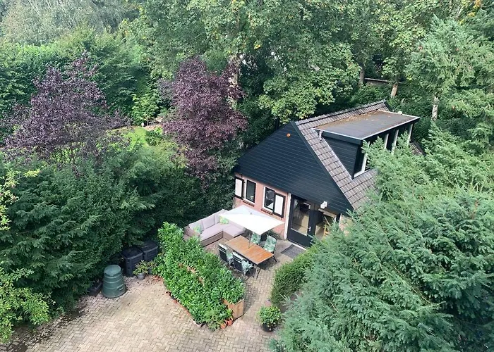 Private Garden House In Doorn